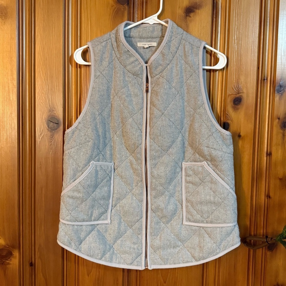 41 Hawthorn vest